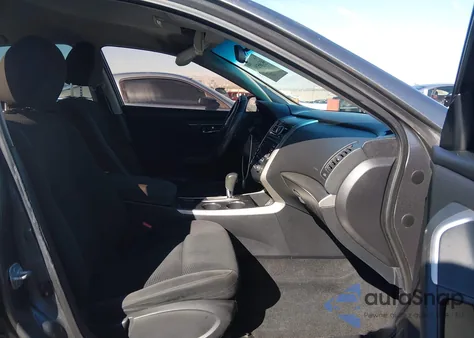 2015 Nissan Altima 2.5 Sv from USA, damaged, VIN 1N4AL3AP9FC108400